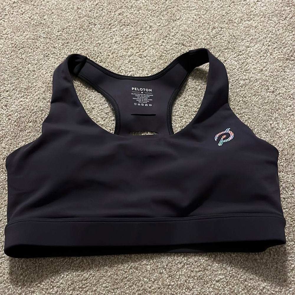 NWOT Peloton sports bra